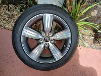 Brand New Nissan Wheels & Bridgestone Tires 215-55-17 / Great Deal !!!