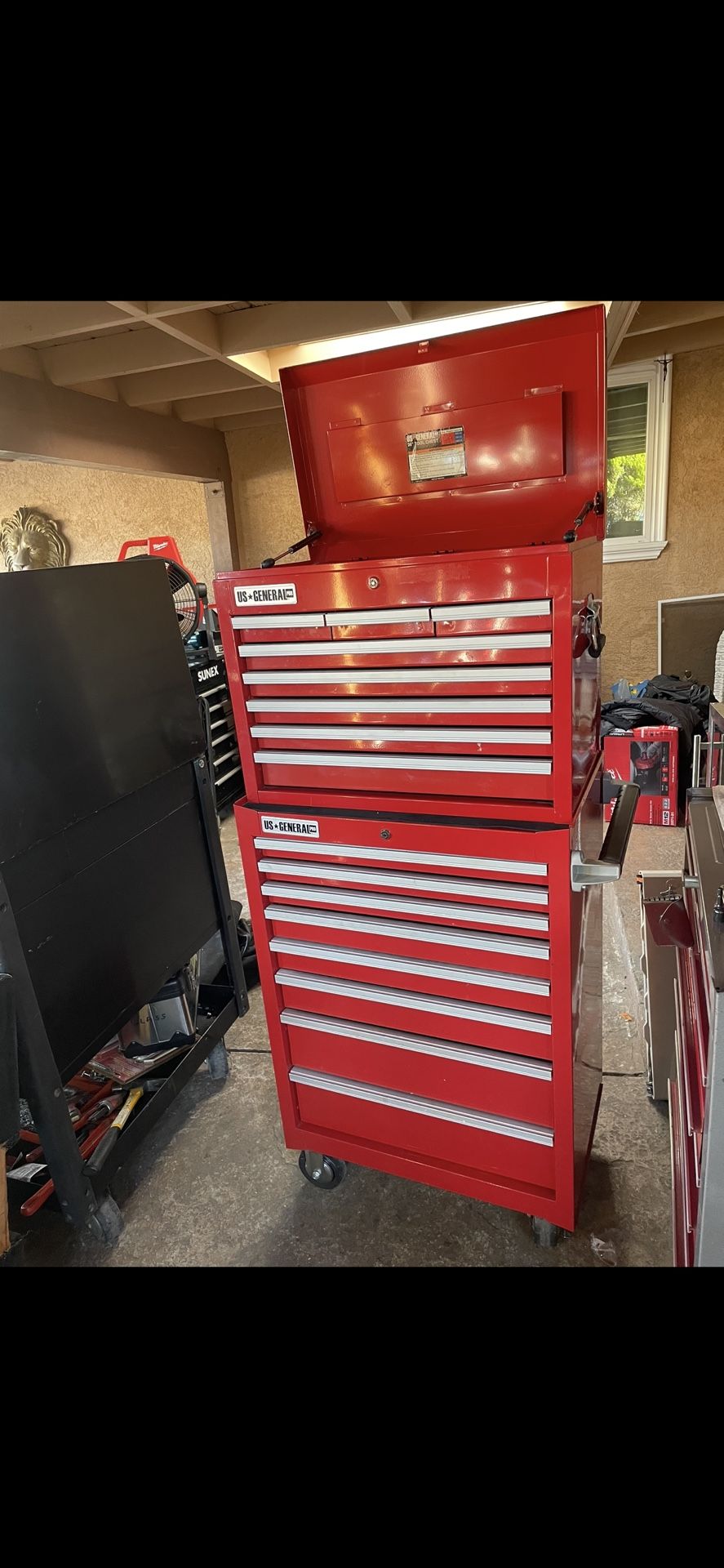 TOOL BOX Like New