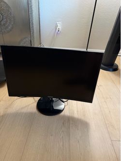 Samsung 22” Curved Monitor – Gently Used