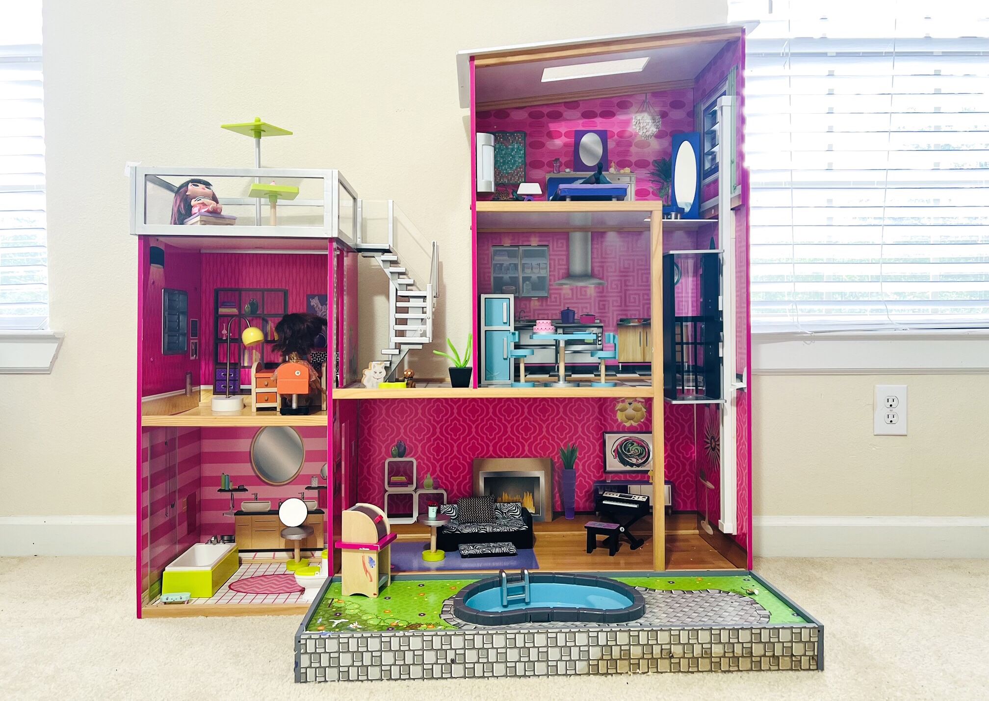 3 Story Kids Doll House With Dolls