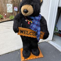 Giant Welcome Bear