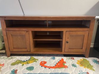 TV Stand / Cabinet