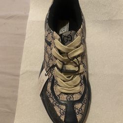 Gucci Sneakers 