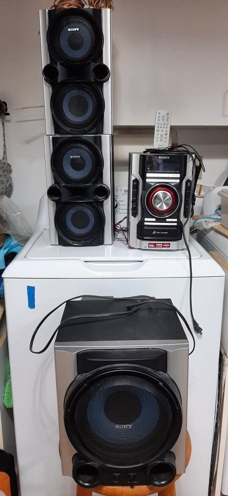 CD Player H-Fi Stereo AM/FM Radio Remote Control