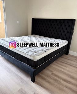 New king bed frame with MATRESS