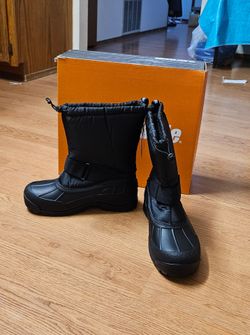 NEW Leavenworth Polar Men's Size 10.