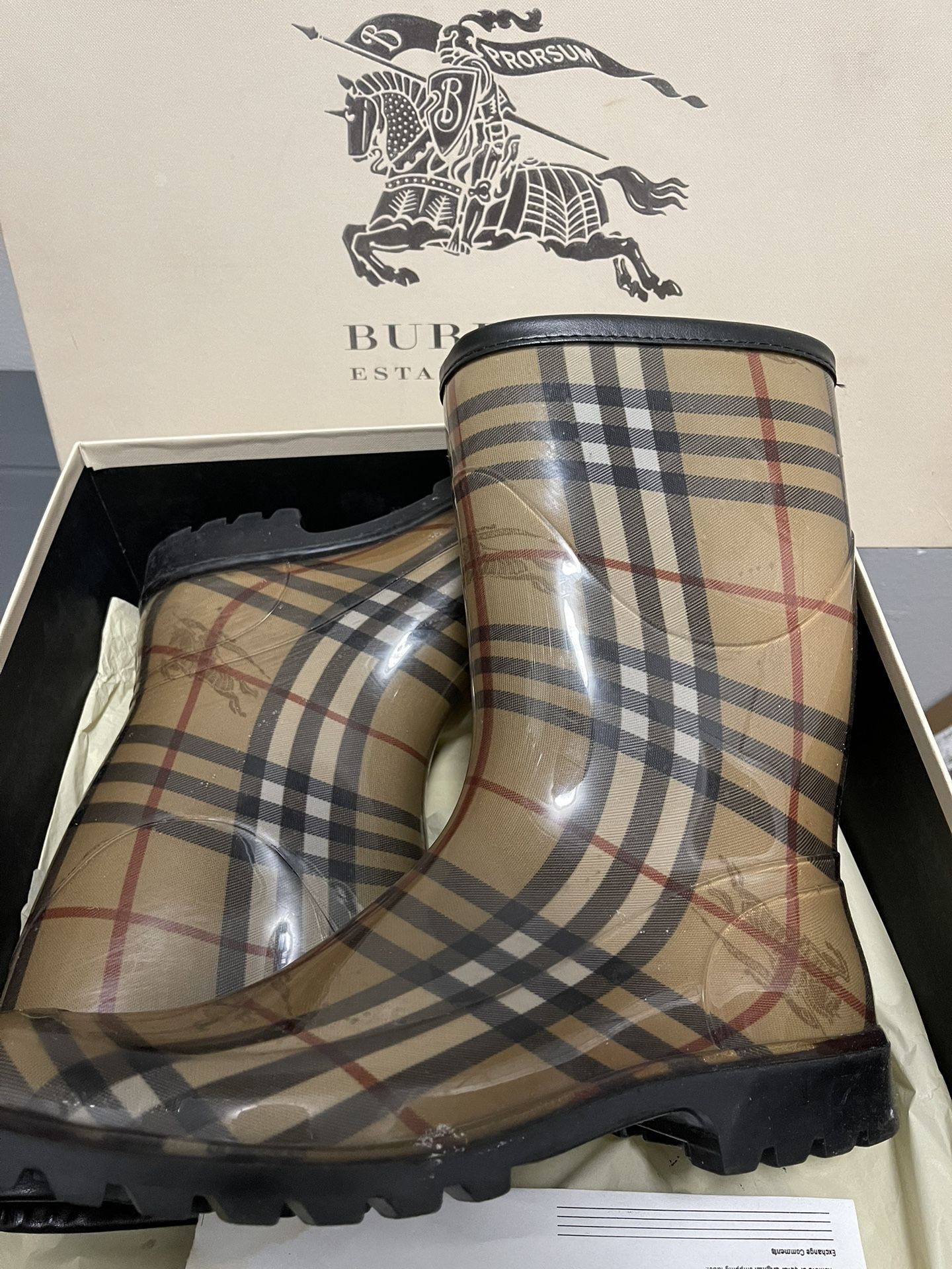 Burberry rain Boots 