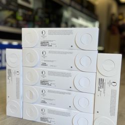 Apple Watch Series 8 & SE Available (Latest Models)