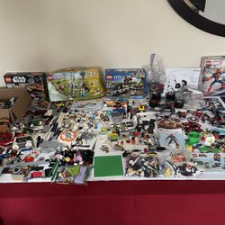 1000+ Pcs Assorted Lego Lot Star Wars Speed Champions Marvel Mario City With Some Partially Complete Sets 71439, 76169, 76171, 76168, 8881 and More