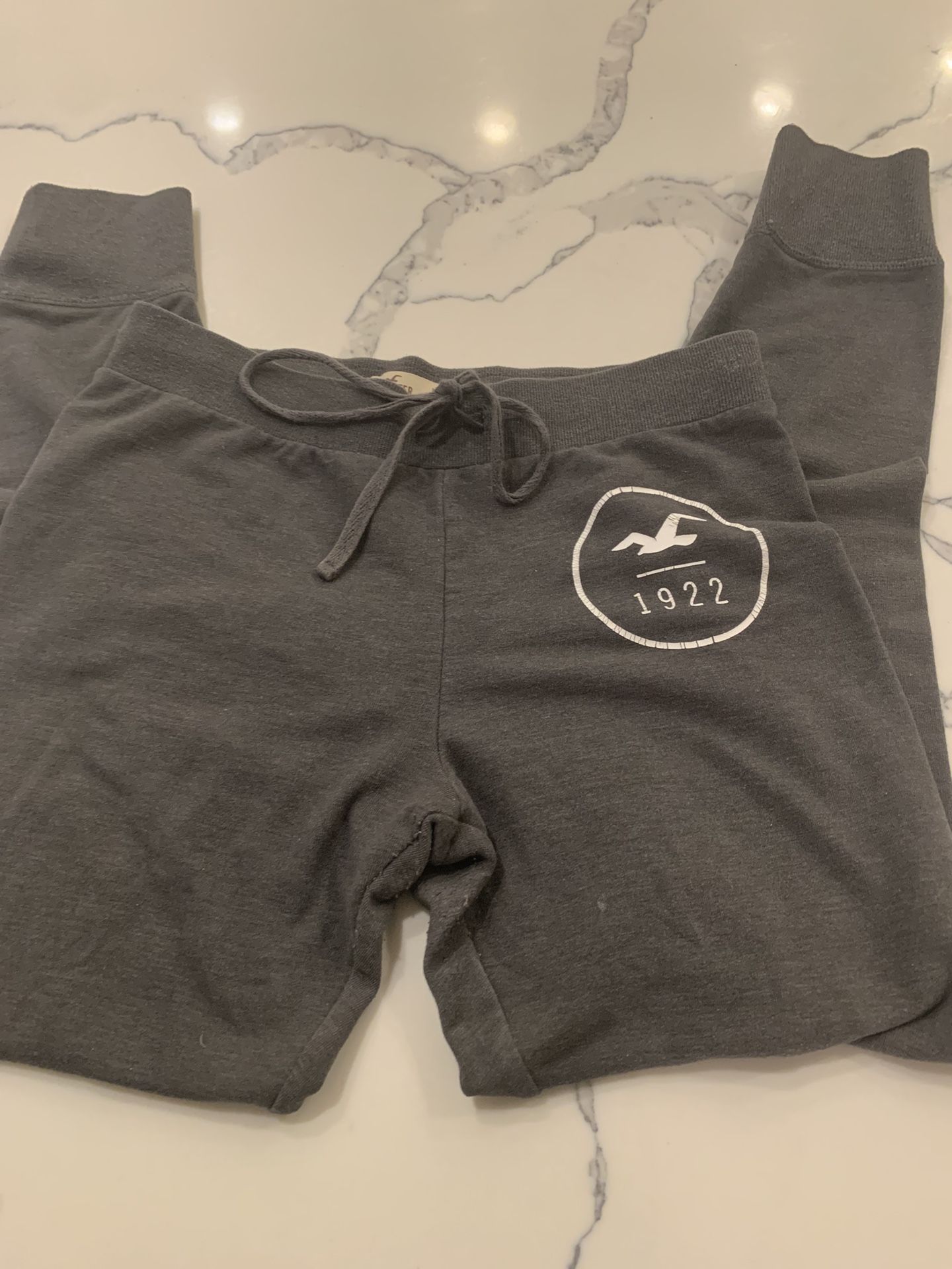 Hollister Sweatpants Size M Wears Like A Small