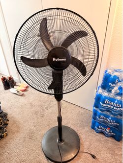 $30 ventilador grande con control remoto