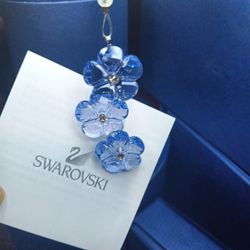 Swarovski Flower Pendant 