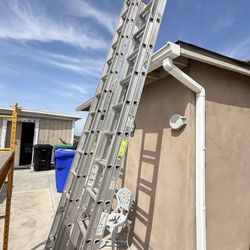 22 Foot Extension Ladder 