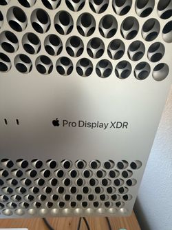 Apple ProDisplay XDR 32 inch w/stand