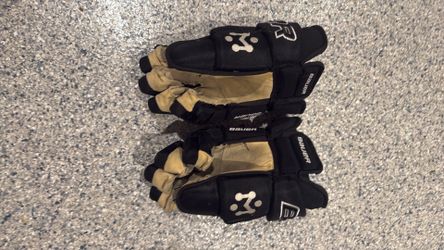 Custom AAA Mastery hockey bauer gloves