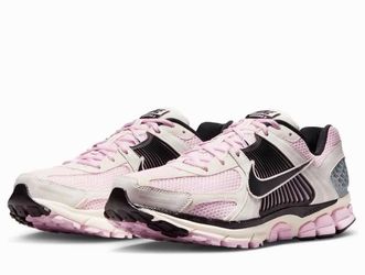NIKE ZOOM VOMERO 5 PINK FOAM METALLIC PLATINUM BLACK MENS FB9149-600 SIZE 12