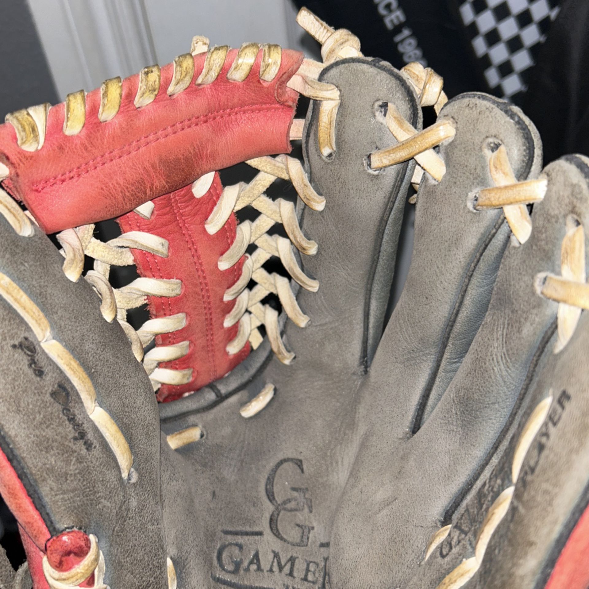 Rawlings Base Ball Glove