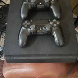 Used SONY PlayStation 4 Slim, 500GB, 13 Games Included 