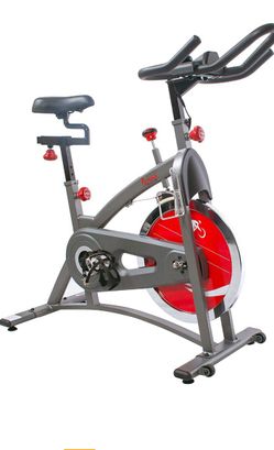 Sunny Health & Fitness Spin Bike Belt Drive Indoor Cycling Bike