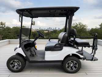 2024 Yamaha 4 Person Golf Cart