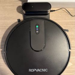 ROPVACNIC Robot Vacuum – App Controlled LIKE NEW!