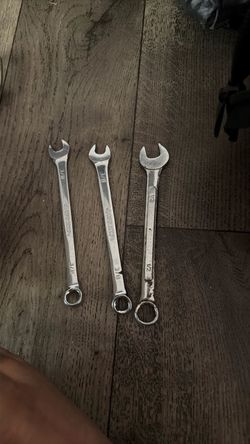 Random handheld tools