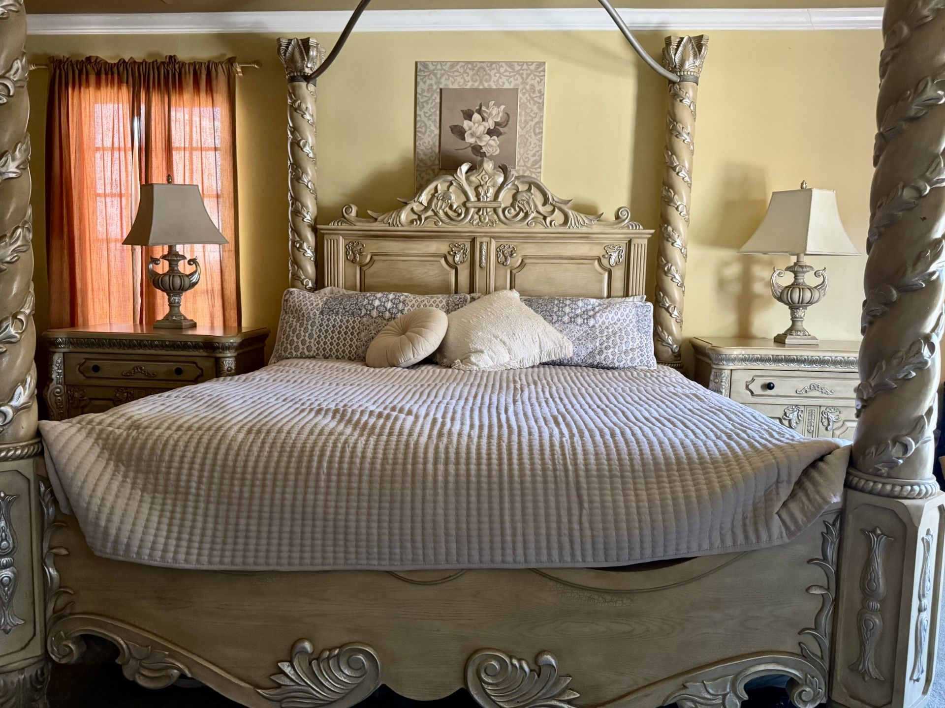 Classic French Provincial Bedroom Set - Complete 4-Piece Collection $950