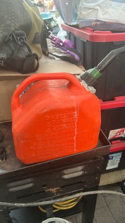 Gas tank
