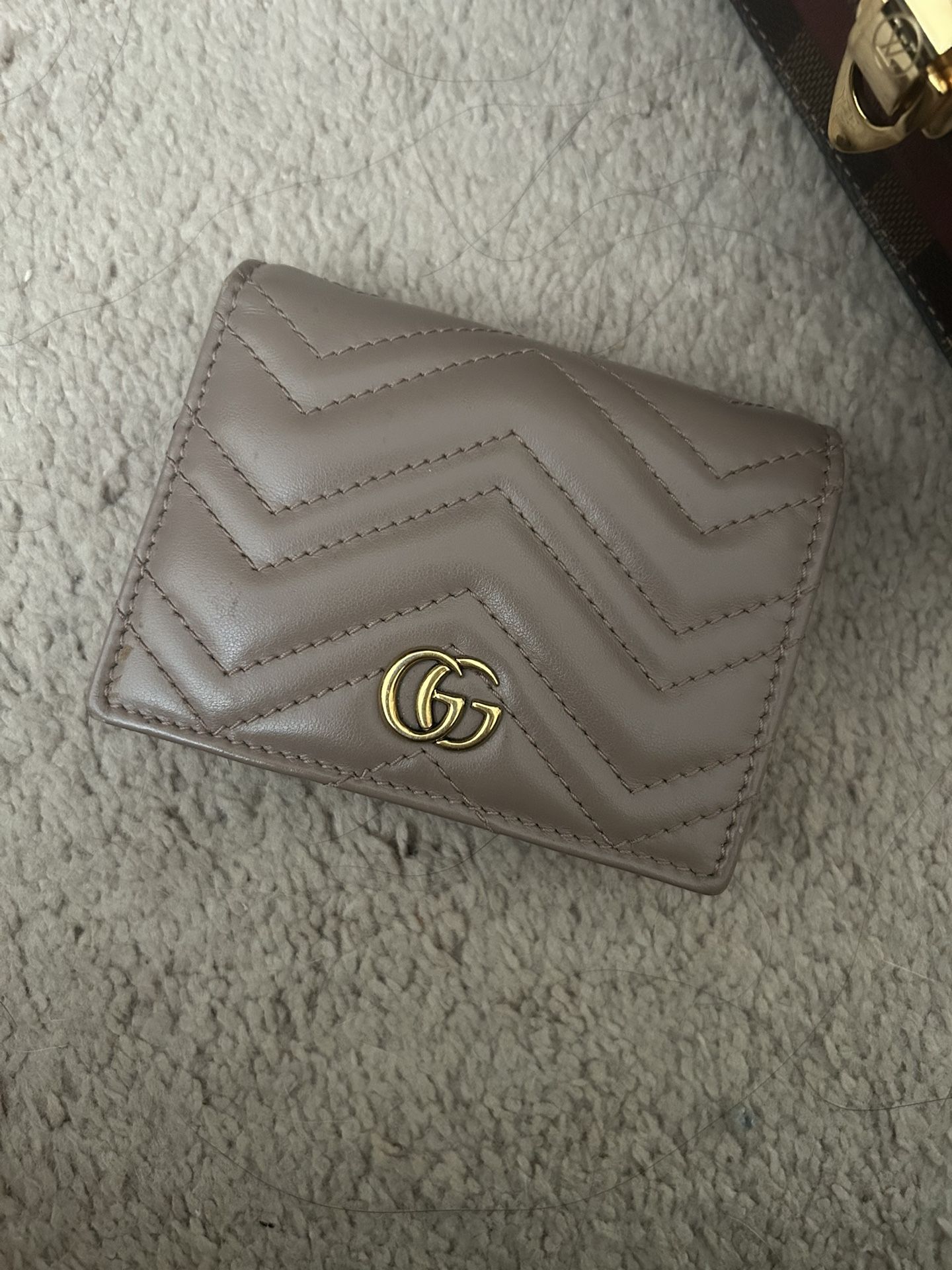 Gucci Marmont wallet