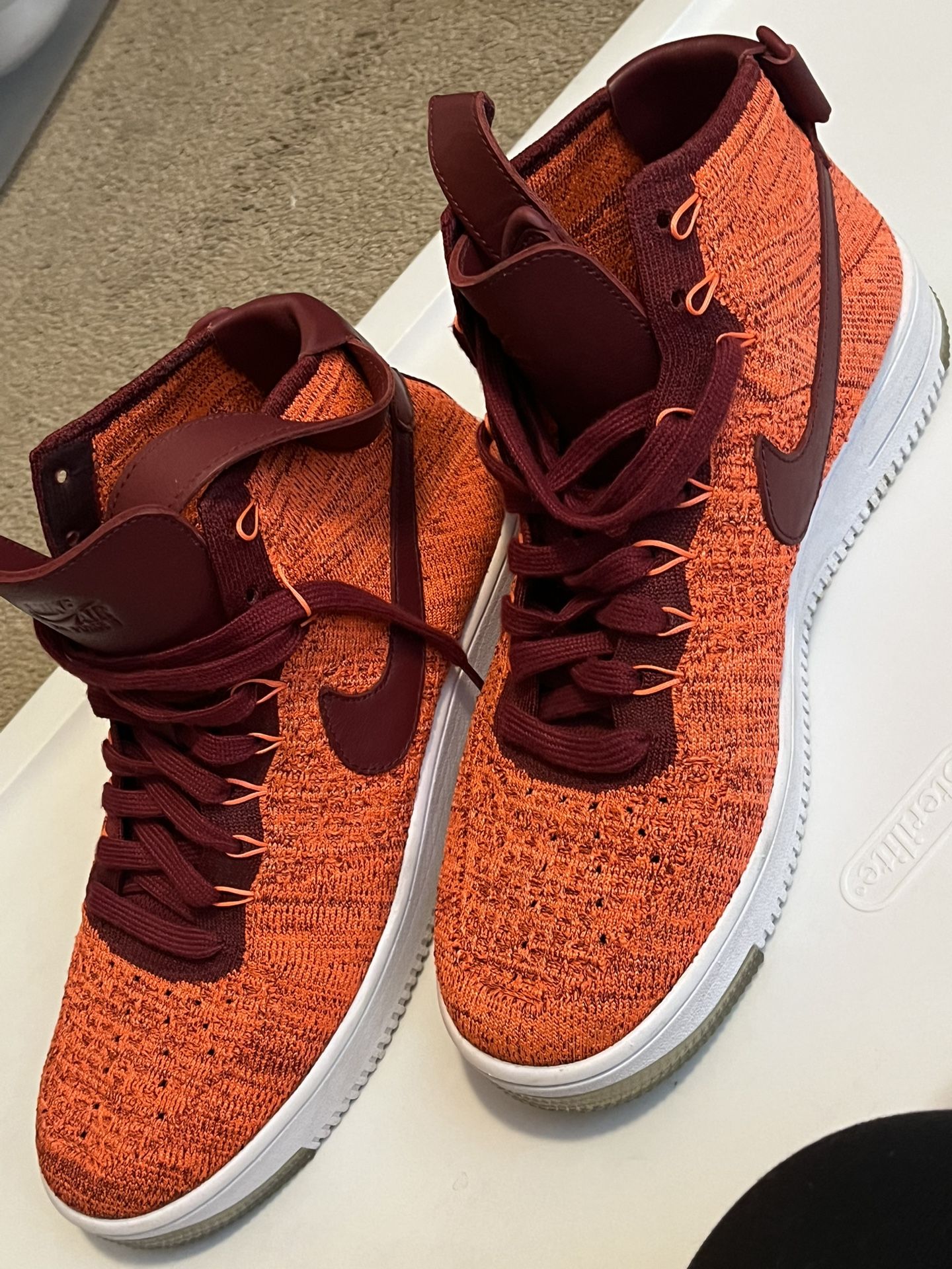 Nike Air Force 1 Flyknit Size 11 Women's