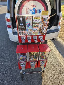 Sticker/Capsule/Gumball Machine