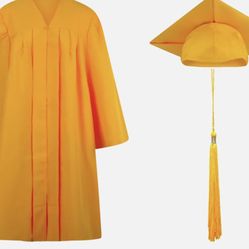  Williamsville NHS Yellow graduation gown 