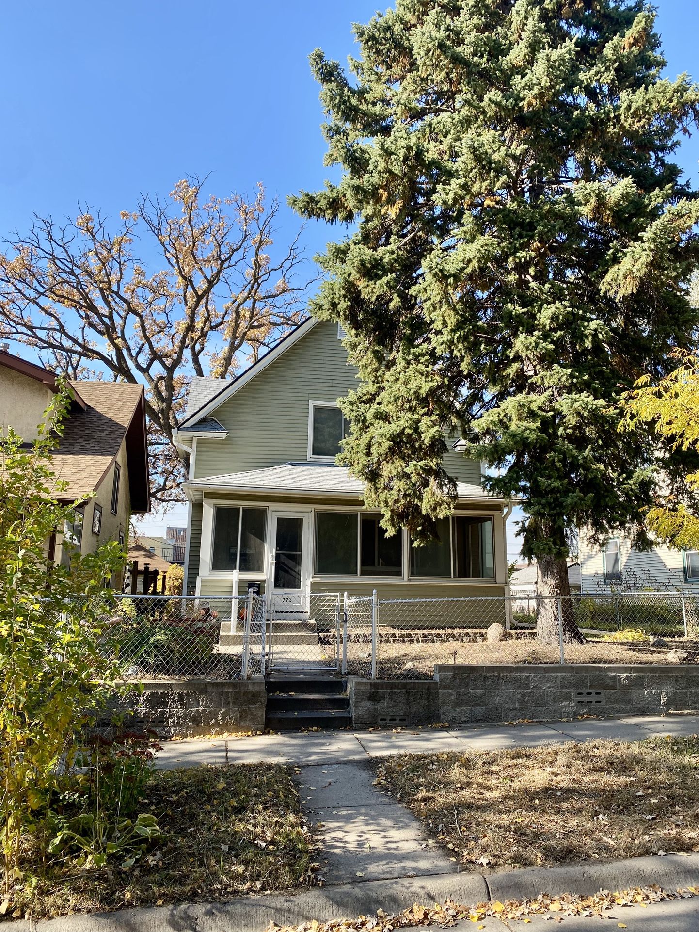 3 Bedroom 2 Bath House For Sale 