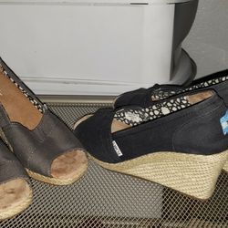 2 Pairs Of Toms Wedge Heels Size 7