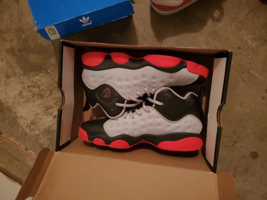 Jordans size 7y-NEW