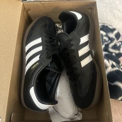 Black Sambas 
