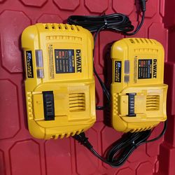 Cargadores Rapidos Dewalt Nuevo   $60 each