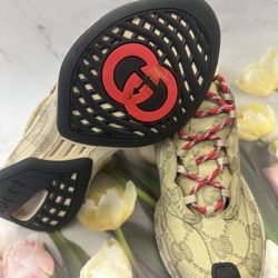 Gucci Ladies Sneakers Size 7/38 $250 OBO 