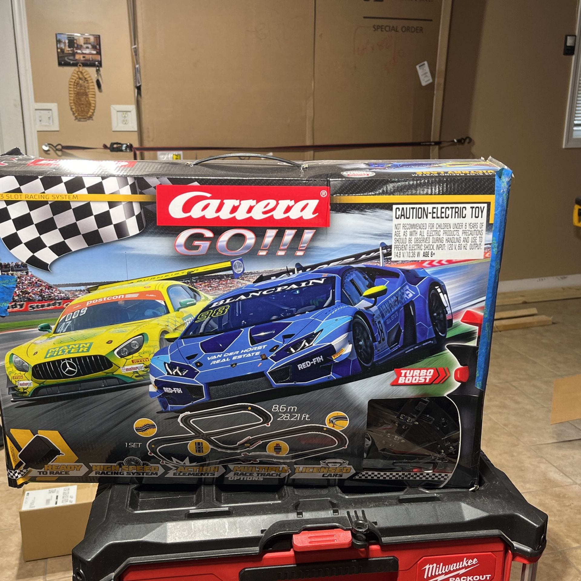 Carrera Go Slot Racing Set 28.21ft Racing