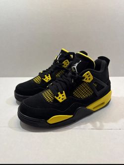 Jordan 4 Retro Thunder 2023 GS 408452-017 Size 5.5Y (B Grade)