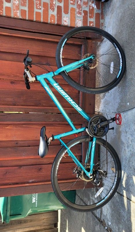 Schwinn Circuit Womens Hybrid Bike
