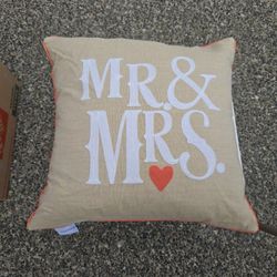 Mr & Mrs Pillow Decor