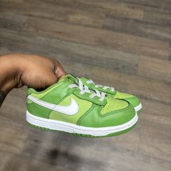 Nike Dunk Chlorophyll 