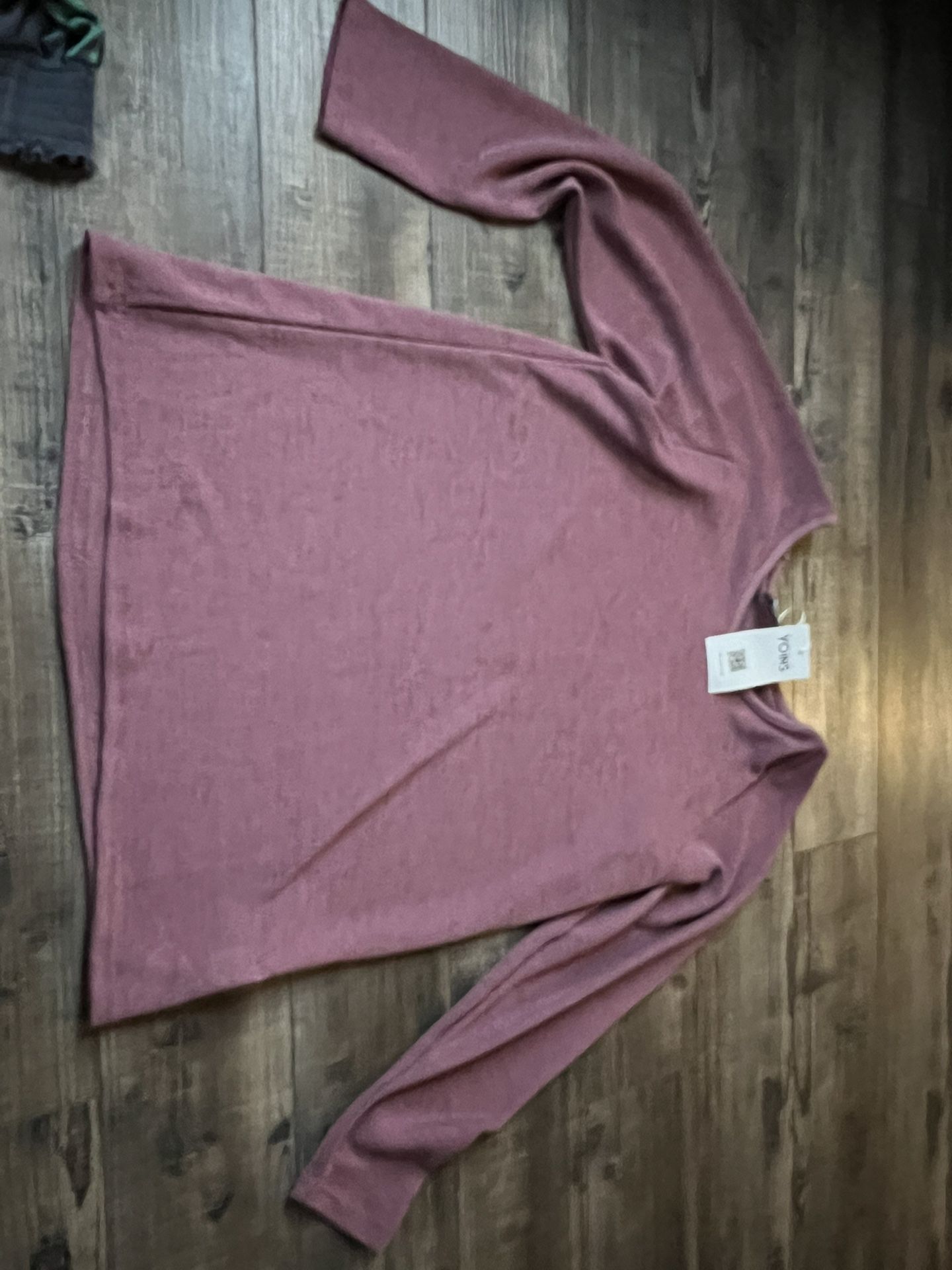 Woman’s Clothes Size Small