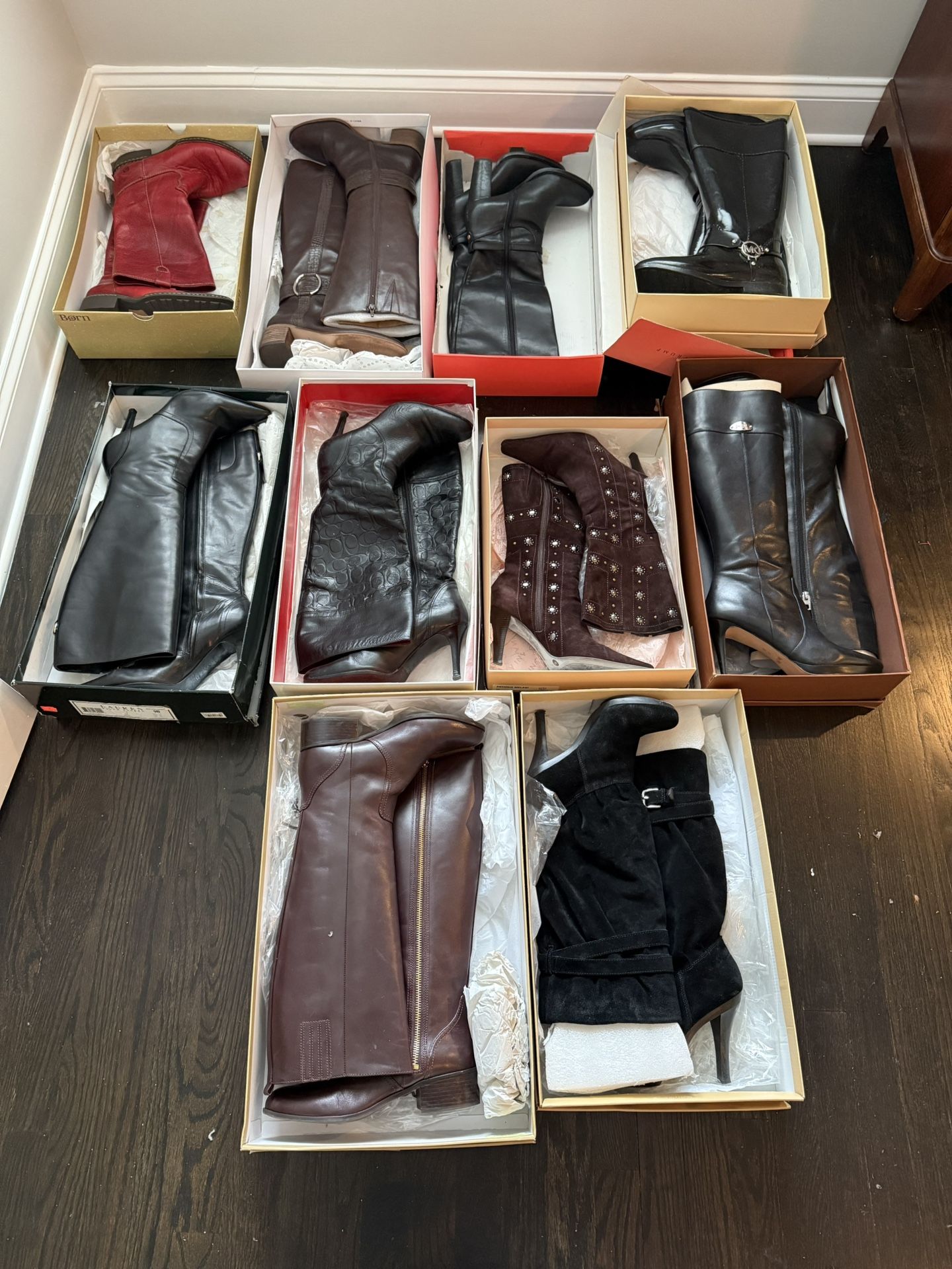 Women Boots (Size 9) $25/ea