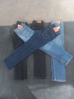 Lot of 4 Levi's Jeans 33x30
