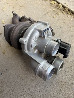 Turbocharger With Exhaust Manifold
