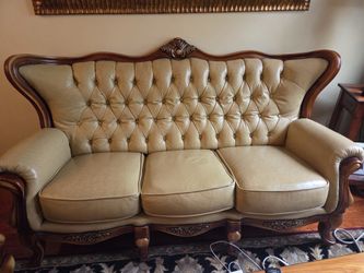 Flawless Leather Livingroom Couches