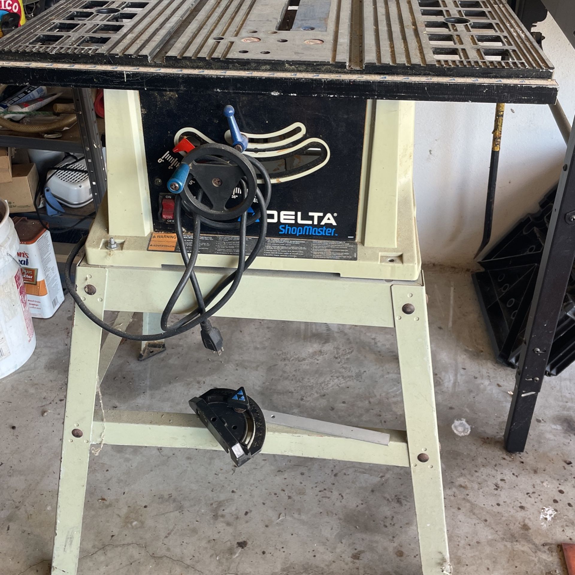 Delta Shop Master Table Saw 10”