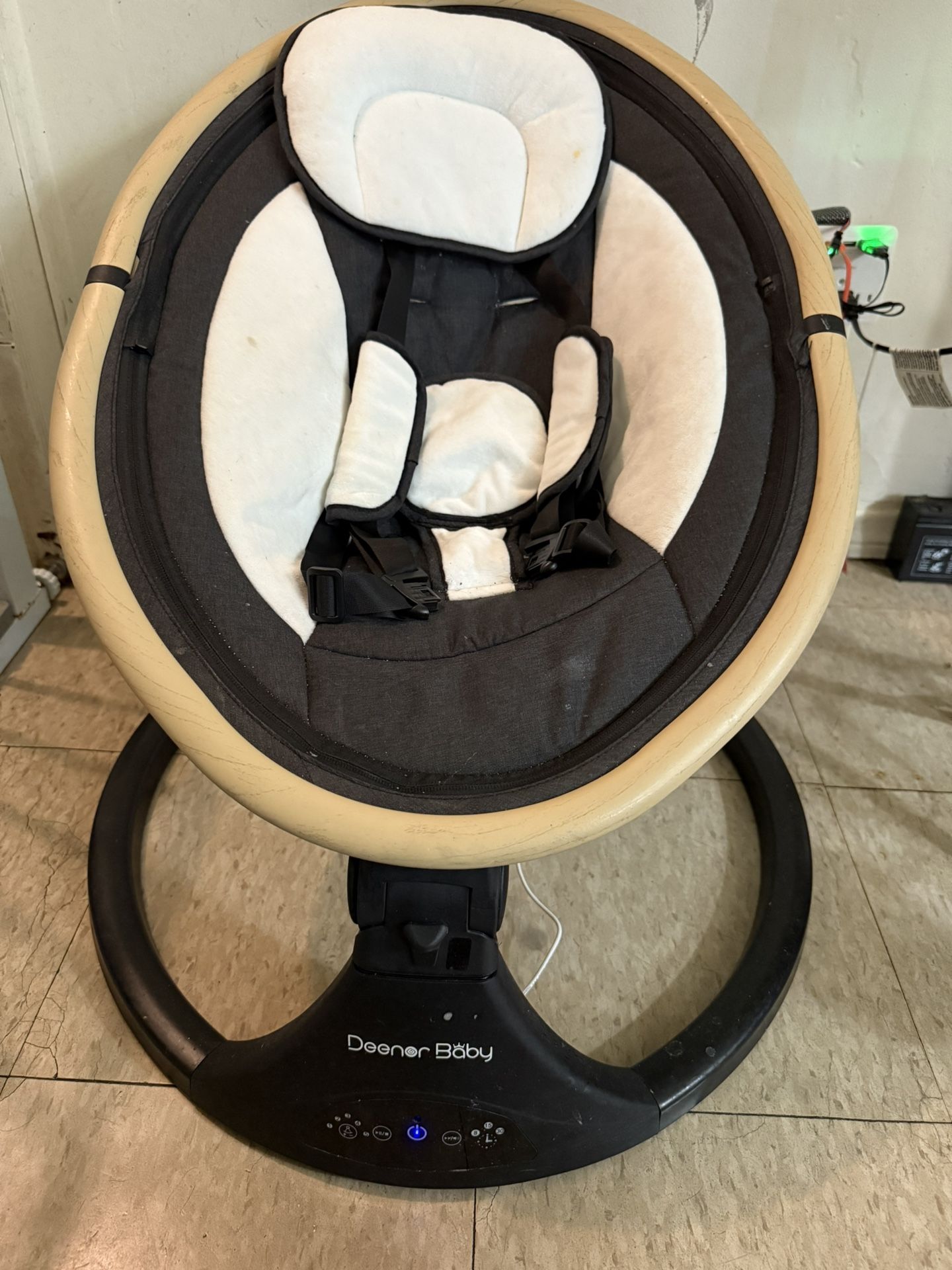 Deenor Baby Swing